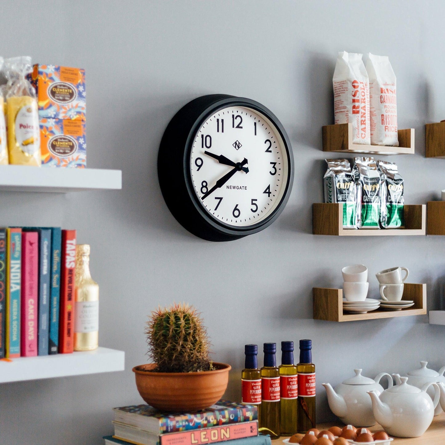 Newgate 50S Electric Clock Black*-Newgate-Mood