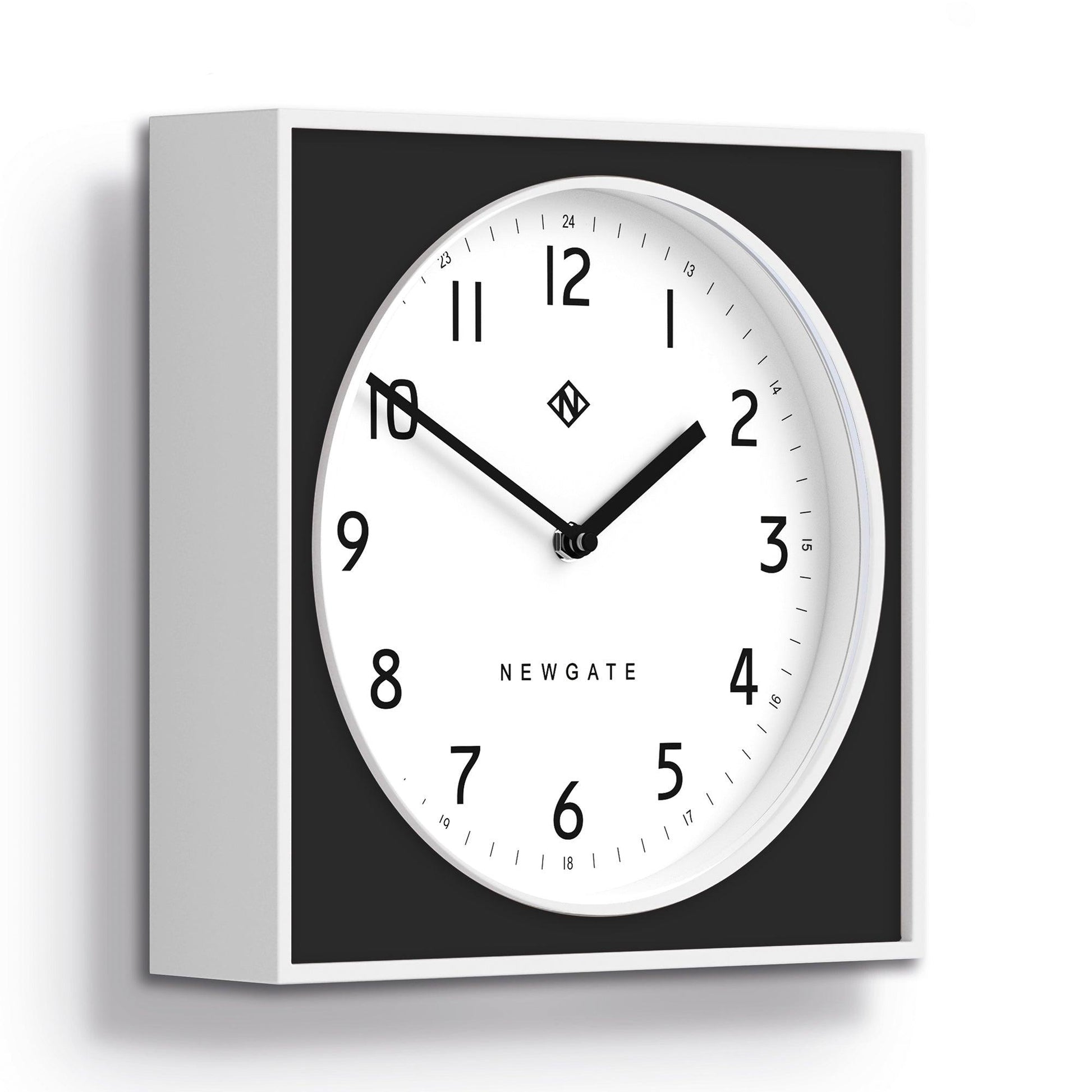 Newgate Burger & Chips Wall Clock Black*-Newgate-Mood